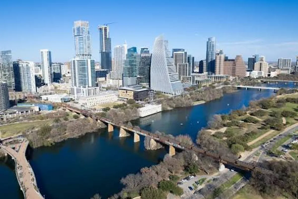 Austin Travel Guide