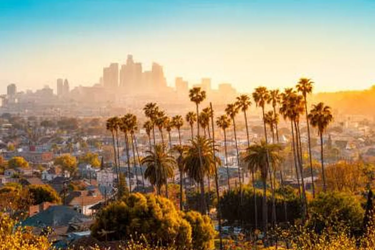 Los Angeles Travel Guide: Airports, Areas and Trip Planning
